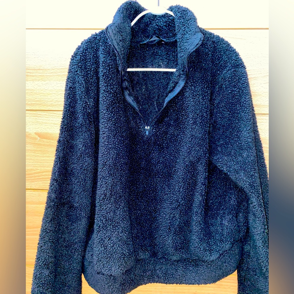 Pull over sweater
